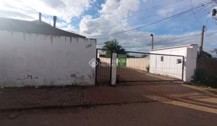 Casa em condomínio fechado com 2 quartos à venda na Rua Ilhéus, 175, Novo Mundo, Gravataí, 48 m2 por R$ 155.000