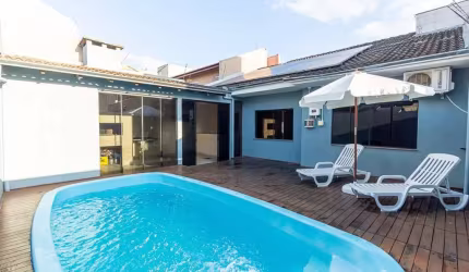 Casa com 3 quartos à venda na Rua dos Hibiscos, 495, Parque da Matriz, Gravataí, 150 m2 por R$ 759.000