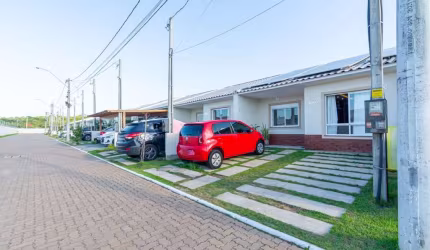 Casa em condomínio fechado com 3 quartos para alugar na Avenida Vereador Clóvis Elias Prytula, 325, Central Parque, Cachoeirinha, 79 m2 por R$ 3.630