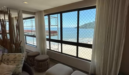 LIndo frente mar Balneário