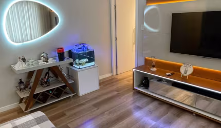 Apartamento de 2 dormitórios 90m² na Ponta da Praia 530mil