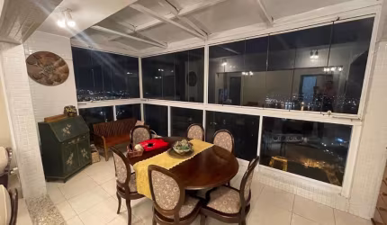 Apartamento de 3 dormitórios 111m² na Ponta da Praia com lazer completo