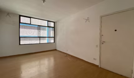 APARTAMENTO DE 2 DORMITÓRIOS COM DEPENDENCIA FRENTE MAR