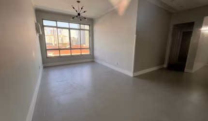 Apartamento de 2 dormitórios 110m² totalmente reformado e modernizado no Boqueirão