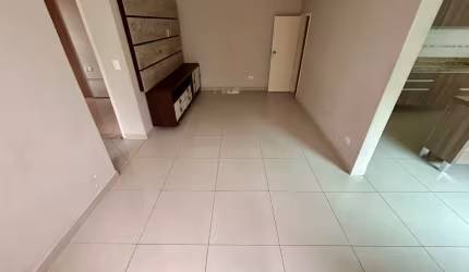 Casa terrea de 2 dormitórios 82m2 no Embaré 599mil