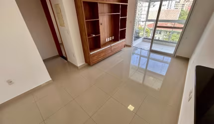 Apartamento de 1 dormitório 52m² no Embaré com varanda e Lazer