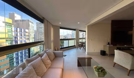 Apartamento na Praia no Canto! Esse Apê Vai Roubar Seu Coração!