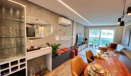Apartamento com 1 quarto à venda na OITO DE ABRIL, 1158, Centro, Canela, 52 m2 por R$ 800.000