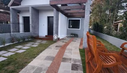 Casa com 3 quartos à venda na Rua Luís Gali, 378, Centro, Canela, 111 m2 por R$ 990.000