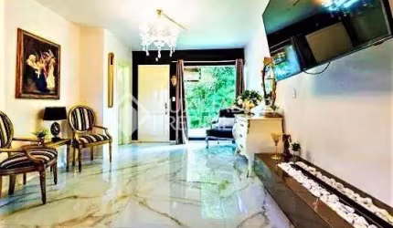 Casa com 2 quartos à venda na HONDURAS, 45, Centro, Canela, 161 m2 por R$ 1.800.000