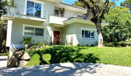 Casa em condomínio fechado com 4 quartos à venda na Das Azaleias, 143, Centro, Canela, 447 m2 por R$ 4.200.000