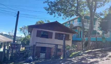 Casa com 3 quartos à venda na São Miguel, 3, Floresta, Gramado por R$ 500.000