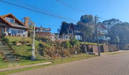 Terreno à venda na Pessegueiro, 404, Carniel, Gramado, 469 m2 por R$ 750.000