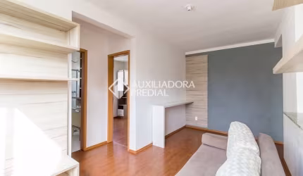 Apartamento com 2 quartos à venda na Avenida João Ferreira Jardim, 138, Rubem Berta, Porto Alegre, 48 m2 por R$ 175.000