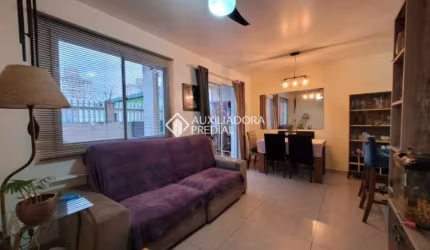 Apartamento com 3 quartos à venda na Avenida José Aloísio Filho, 411, Humaitá, Porto Alegre, 70 m2 por R$ 320.000