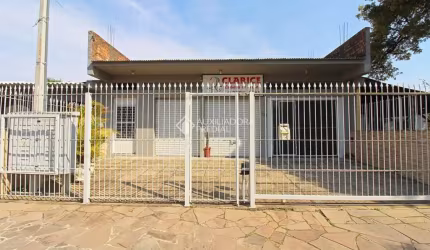 Casa com 3 quartos à venda na Avenida Salvador Leão, 785, Sarandi, Porto Alegre, 203 m2 por R$ 680.000