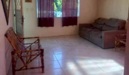 Casa com 3 quartos à venda na Avenida Professor Oscar Pereira, 6582, Cascata, Porto Alegre, 250 m2 por R$ 360.000