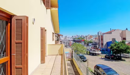 Casa com 6 quartos à venda na Rua Cervantes, 17, Jardim Botânico, Porto Alegre, 275 m2 por R$ 1.450.000