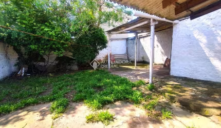 Casa com 2 quartos à venda na Travessa São Pedro, 100, Vila Ipiranga, Porto Alegre, 100 m2 por R$ 620.900
