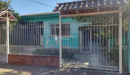 Casa com 3 quartos à venda na Marujaíba, 145, Santa Rosa de Lima, Porto Alegre, 120 m2 por R$ 265.000