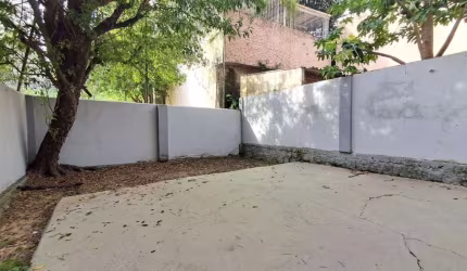 Apartamento com 2 quartos à venda na Avenida Montenegro, 235, Petrópolis, Porto Alegre, 117 m2 por R$ 349.800