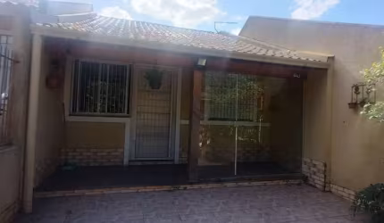 Casa com 3 quartos à venda na Avenida Capitão Garibaldi Pinto dos Santos, 2320, Parque Granja Esperança, Cachoeirinha, 100 m2 por R$ 265.000