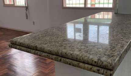 Apartamento com 3 quartos à venda na Rua Ferreira Viana, 875, Petrópolis, Porto Alegre, 67 m2 por R$ 330.000