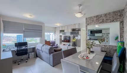 Apartamento com 3 quartos à venda na Avenida Dom Cláudio José Gonçalves Ponce de Leão, 140, Vila Ipiranga, Porto Alegre, 61 m2 por R$ 470.000