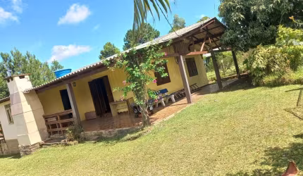 Casa em condomínio fechado com 3 quartos à venda na Rua Canários, 96, Águas Claras, Viamão, 110 m2 por R$ 265.000
