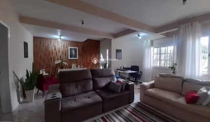 Casa em condomínio fechado com 3 quartos à venda na Rua Engenheiro Frederico Dahne, 525, Sarandi, Porto Alegre, 215 m2 por R$ 799.000