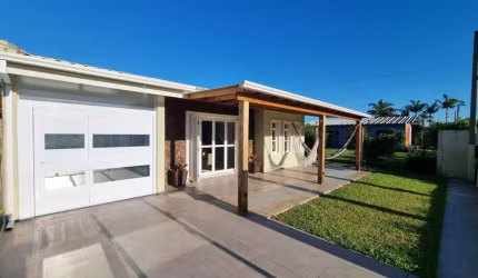 Casa com 3 quartos à venda na Muçum, 744, Centro, Imbé, 130 m2 por R$ 702.000