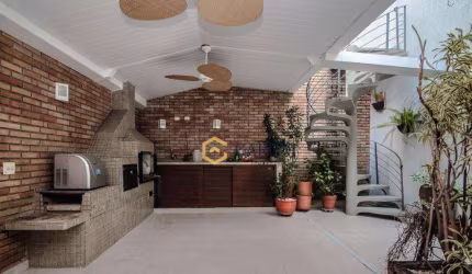 Casa com 3 dormitórios à venda, 260 m² por R$ 2.200.000,00 - Vila Madalena - São Paulo/SP