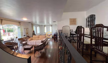 Casa com 3 dormitórios à venda, 219 m² por R$ 2.445.000,00 - Alto de Pinheiros - São Paulo/SP