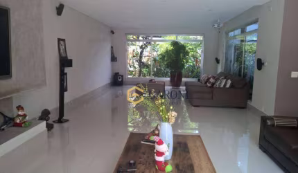 Sobrado com 4 dormitórios à venda, 699 m² por R$ 4.000.000,00 - Alta da Lapa - São Paulo/SP