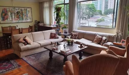 Venda de apartamento com 189m² três dormitórios e duas vagas no Itaim Bibi SP