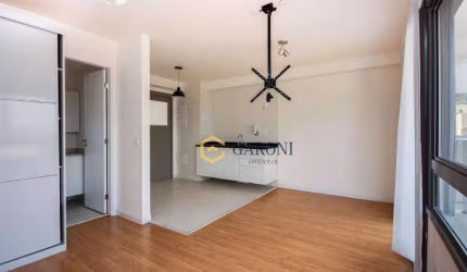 Studio na Rua Natingui, 930 Vila Madalena