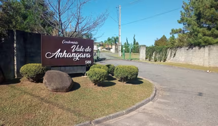 Terreno em condomínio com 3.680m² área c/ vista paranorâmica180