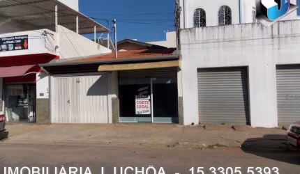 Casa com salão de cabeleireiro a venda em Tatuí/SP - Avenida Principal