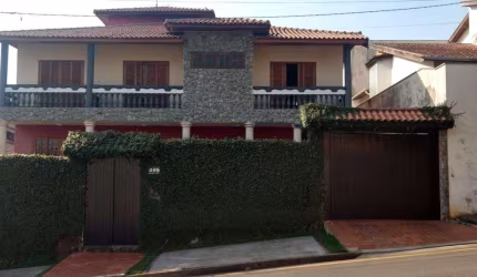 Maravilhosa casa a venda no Bairro Colina Verde em Tatuí/SP