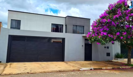 Belissima casa a venda no Bairro Colina Verde - Tatuí/SP.