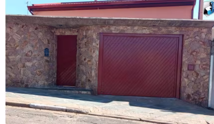 Excelente casa a venda no Bairro Jardim Lucila - Tatuí/SP.
