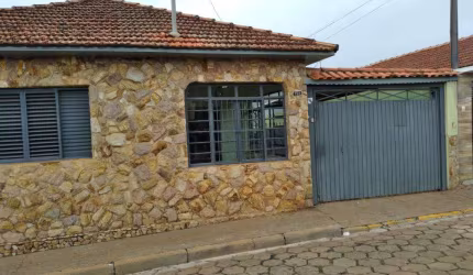 Casa a venda no Centro de Tatuí/SP.