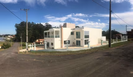 Linda casa de Alto Padrão no condomínio Ninho Verde I Eco Residence - 400 m² construído, 1350 m² de área total..