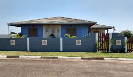 Linda Casa A Venda Com 4 Suítes No Ecopark Em Tatuí - SP