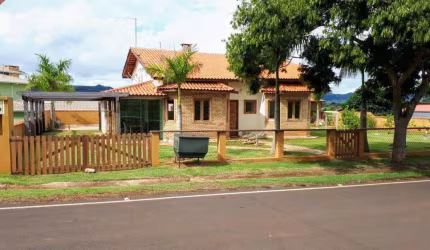 Linda casa de campo a venda no condomínio Ninho Verde II Eco Residence