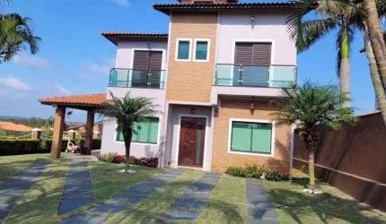 Incrível casa no Condomínio Ninho Verde I Eco Residence - Porangaba/SP.