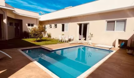Casa á venda c/  05 dormitórios, Condomínio Portal das Estrelas - Boituva/SP
