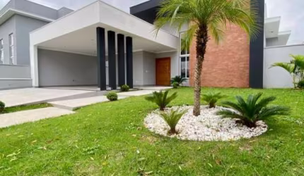 Casa á venda c/ 03 dormitórios, Condomínio Portal das Estrelas - Boituva/Sp