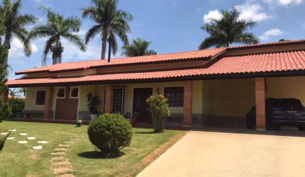 Chácara semi mobiliada a venda c/ 4 dormitórios, Condomínio Vitassay - Boituva/Sp