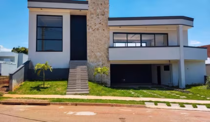 Casa à Venda no Condomínio Portal Ville Jardim Europa, Boituva | 3 Quartos (1 Suíte) | Área de Lazer Completa